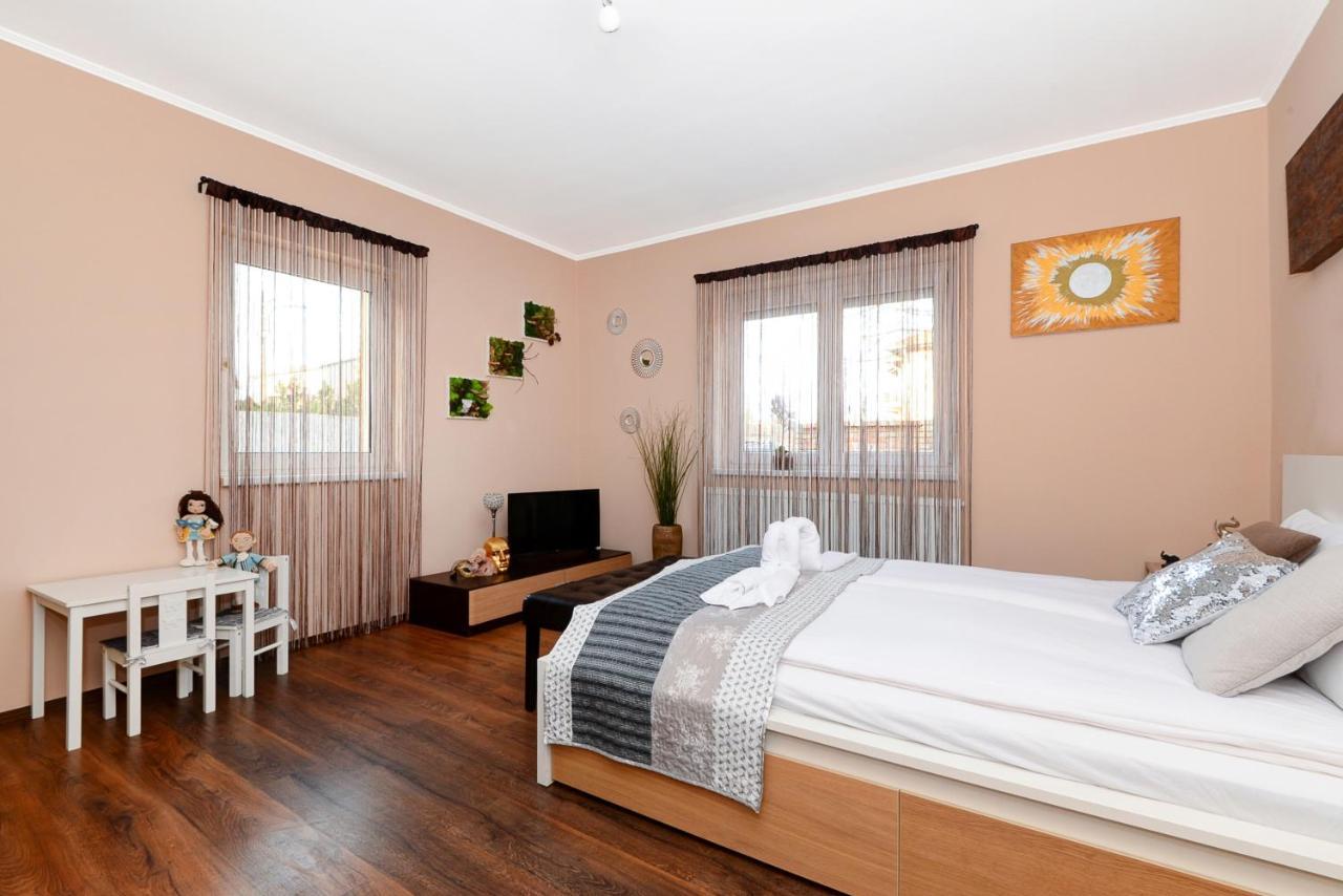 Anita Apartment Budapest Exterior photo